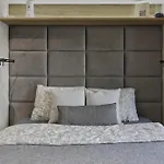 Luxury 2-room In Praga-polnoc Port Praski Διαμέρισμα *