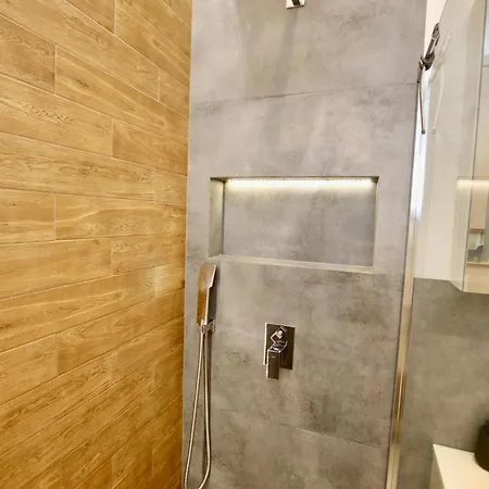 Luxury 2-room In Praga-polnoc Port Praski * وارسو