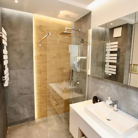 公寓 Luxury 2-room In Praga-polnoc Port Praski 华沙
