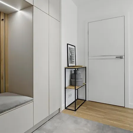 Apartment Luxury 2-room In Praga-polnoc Port Praski