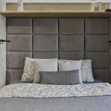 Luxury 2-room In Praga-polnoc Port Praski Διαμέρισμα *